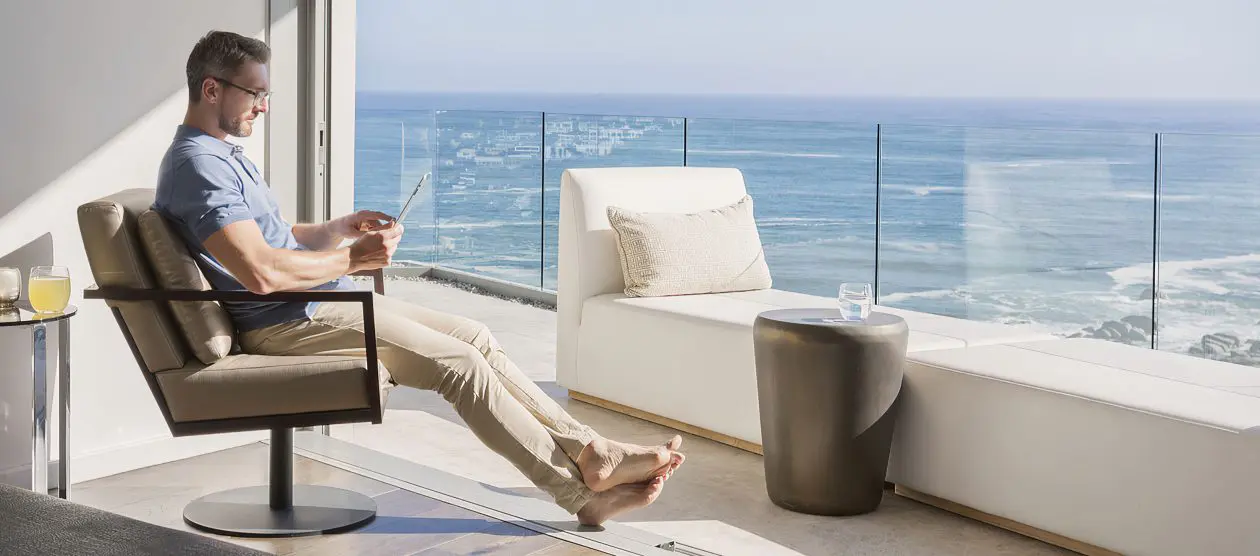 Marina Hotel & Branded Residences 